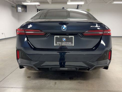 Certified 2025 BMW i5 xDrive40 w/ M Sport Package image 10