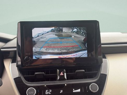 Used 2023 Toyota Corolla LE FWD image 17