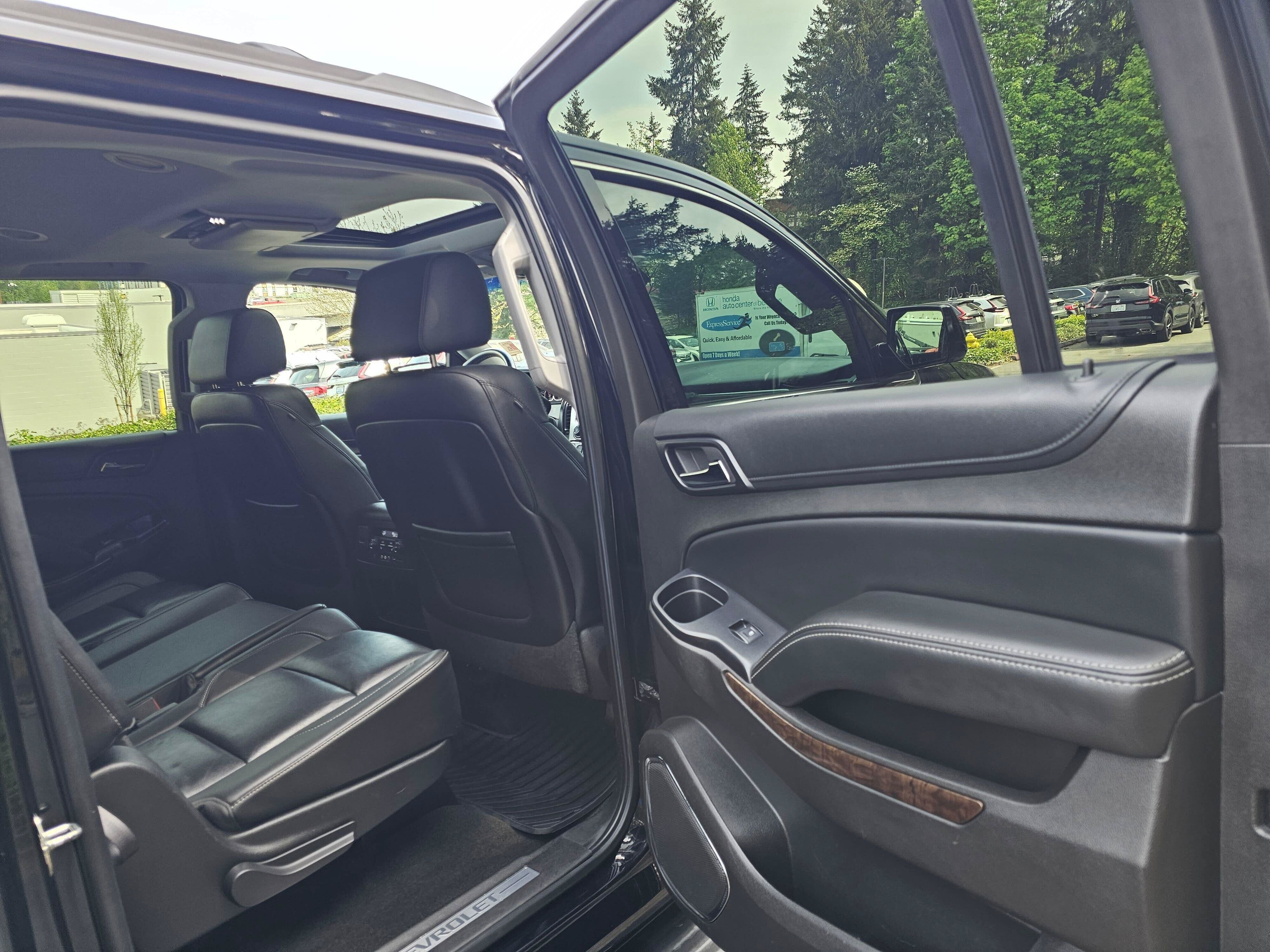 Used 2015 Chevrolet Suburban LT AWD/4WD image 13