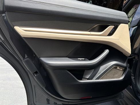 Used 2020 Porsche Taycan Turbo S w/ Premium Package AWD/4WD image 29