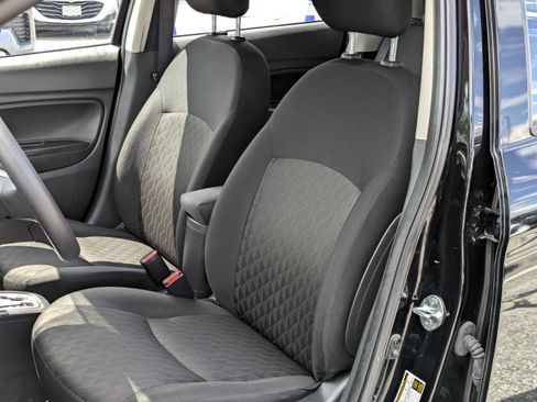 Used 2024 Mitsubishi Mirage ES FWD image 9