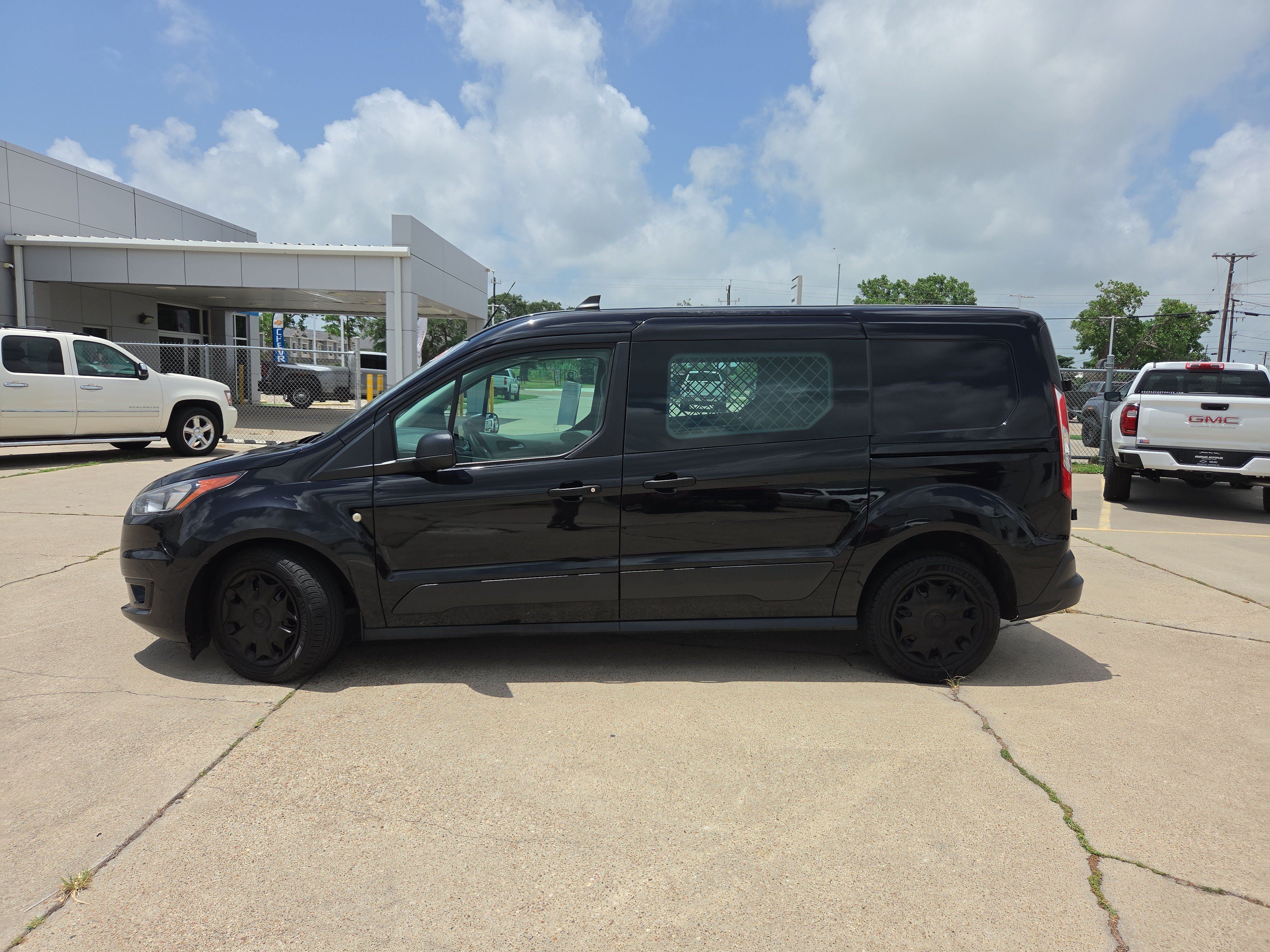 Used 2022 Ford Transit Connect XLT FWD image 8