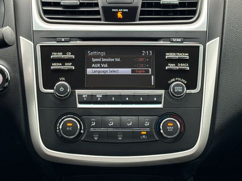 Used 2016 Nissan Altima 2.5 S w/ Power Driver Seat Package image 22