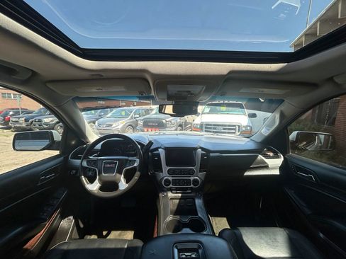 Used 2016 GMC Yukon XL SLT w/ Open Road Package image 28