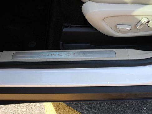 Used 2019 Lincoln MKC Reserve image 65