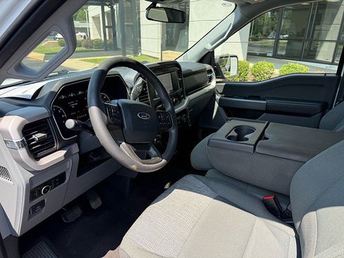 Used 2023 Ford F150 XLT RWD image 10