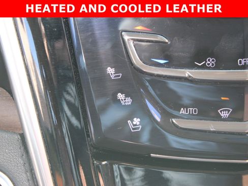 Used 2019 Cadillac Escalade Premium Luxury image 25