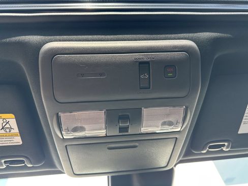 Used 2024 Nissan Frontier PRO-4X w/ Pro Premium Package AWD/4WD image 69