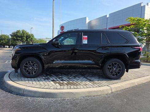 New 2026 Toyota Sequoia Platinum AWD/4WD image 8