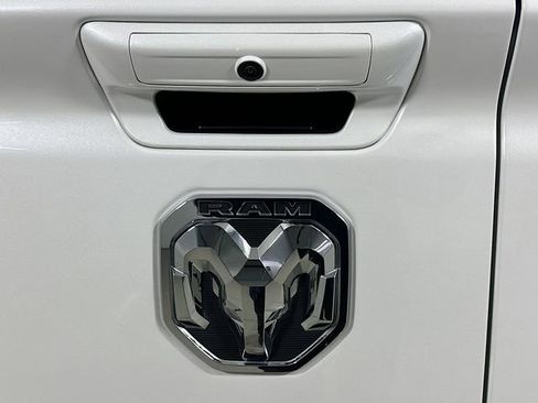 Used 2024 RAM 1500 Limited image 12