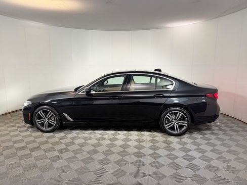 Used 2022 BMW 530i xDrive w/ Convenience Package image 3