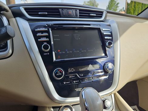 Used 2018 Nissan Murano Platinum image 18