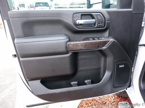 Used 2023 GMC Sierra 2500 Denali w/ Denali Ultimate Package image 26