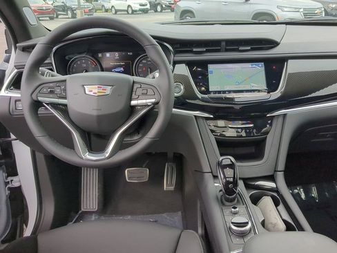 New 2024 Cadillac XT6 Sport w/ Technology Package image 21