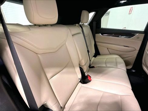 Used 2018 Cadillac XT5 Luxury w/ Driver Awareness Package FWD image 28