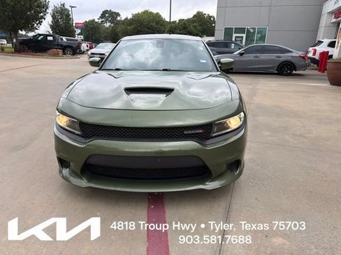 Used 2022 Dodge Charger R/T RWD image 2