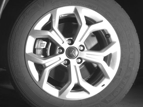 Used 2025 Jeep Compass Latitude image 12