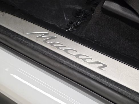 Used 2016 Porsche Macan S AWD/4WD image 27
