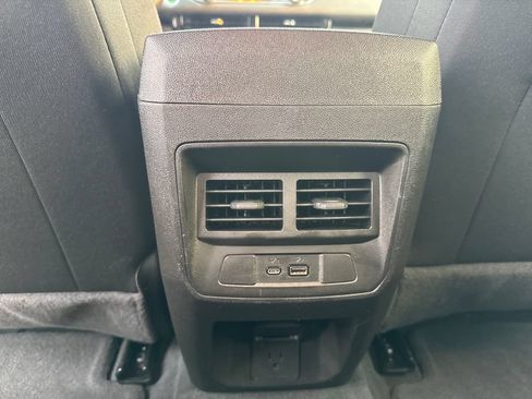 Used 2024 GMC Canyon Elevation w/ Convenience Package AWD/4WD image 32