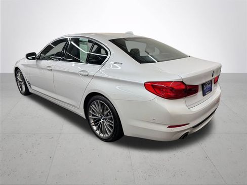 Used 2019 BMW 530e RWD image 4