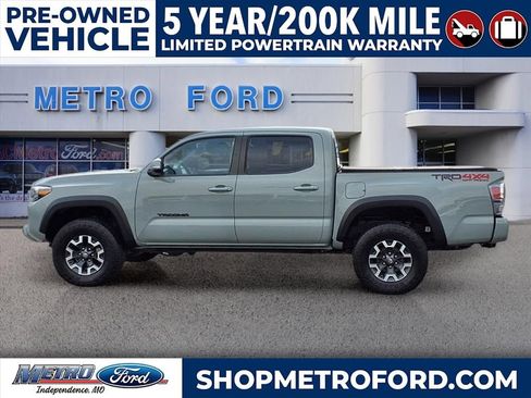 Used 2022 Toyota Tacoma TRD Off-Road image 7