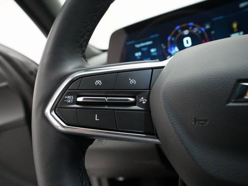 Certified 2025 Chevrolet Equinox LT image 17