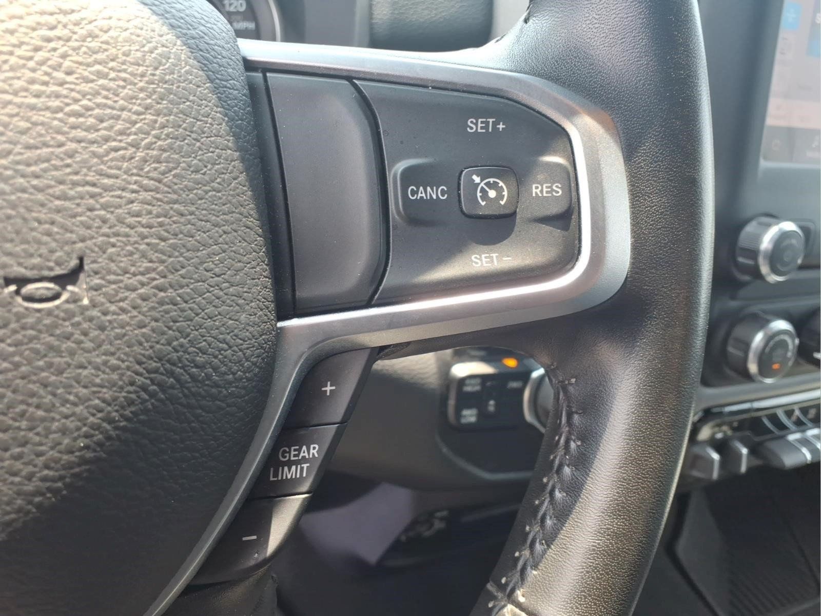 Used 2024 RAM 2500 Big Horn AWD/4WD image 20