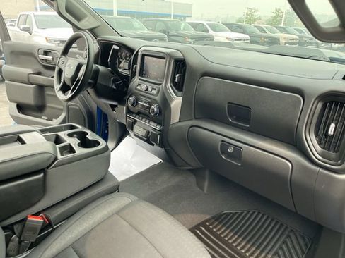 Certified 2022 Chevrolet Silverado 1500 Custom Trail Boss w/ LPO, Dark Essentials Package AWD/4WD image 27
