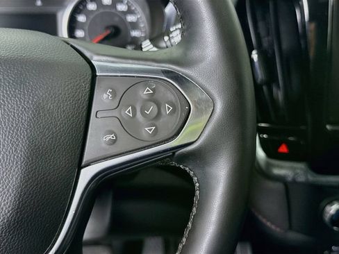 Used 2023 Chevrolet Traverse RS AWD/4WD image 21