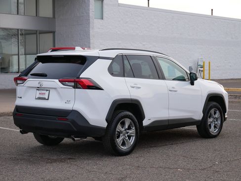 Used 2025 Toyota RAV4 LE image 3