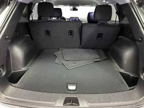 Used 2024 Chevrolet Blazer LT w/ Convenience Package image 24