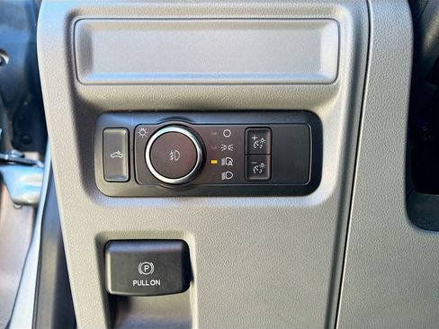 Used 2022 Ford F150 XLT AWD/4WD image 10