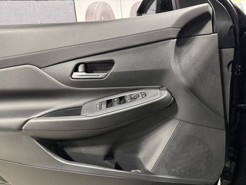 New 2026 Nissan Sentra SV w/ SV Convenience Package FWD image 9