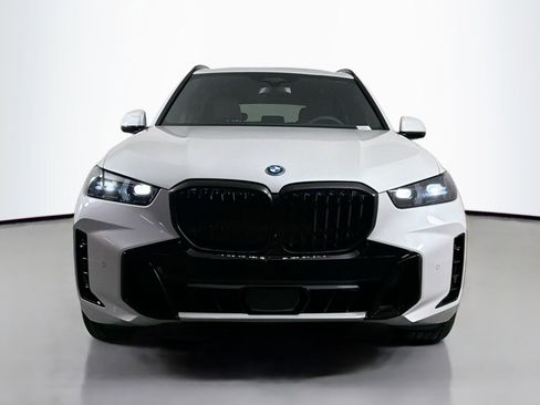 New 2026 BMW X5 xDrive50e w/ M Sport Package image 2