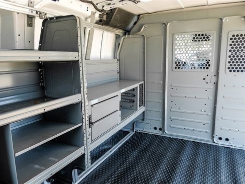 Used 2018 Ford Transit 150 130 Low Roof image 38