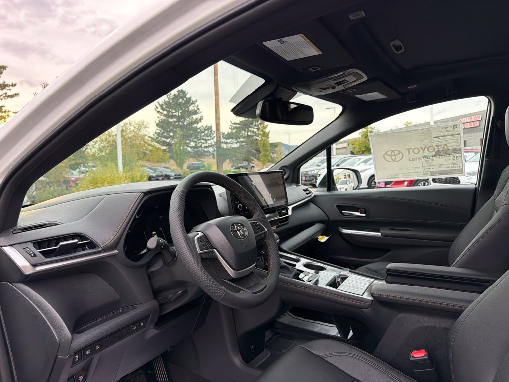 New 2026 Toyota Sienna XLE Woodland Edition AWD/4WD image 25
