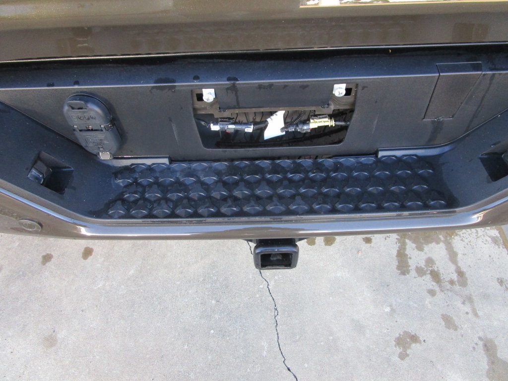 Used 2025 GMC Canyon Elevation RWD image 14
