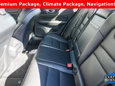 Used 2022 Volvo S60 B5 Momentum image 16