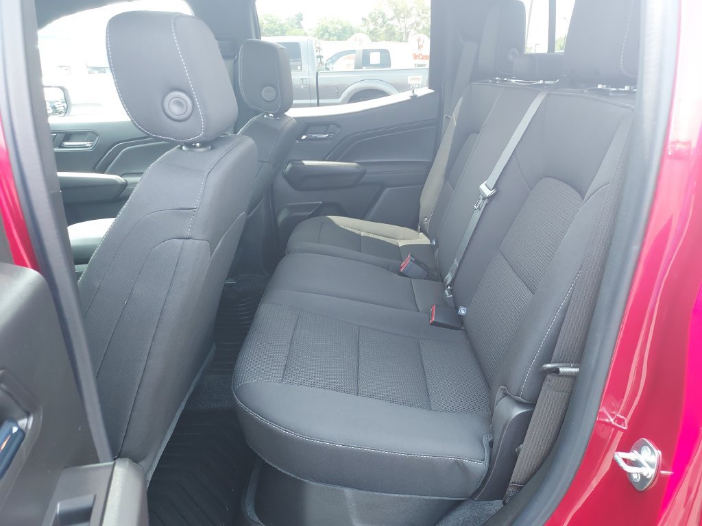 Used 2023 Chevrolet Colorado LT w/ LT Convenience Package II AWD/4WD image 16