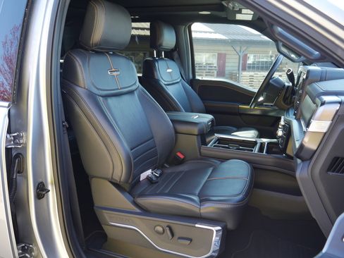 Certified 2023 Ford F350 Platinum image 34