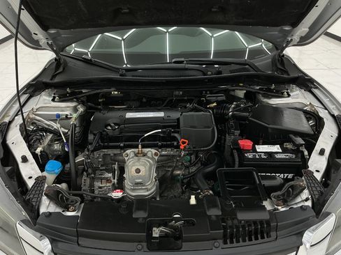 Used 2015 Honda Accord Sport image 41