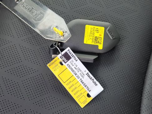 New 2026 Kia Carnival image 27