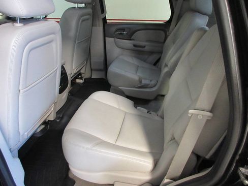 Used 2013 Chevrolet Tahoe LTZ AWD/4WD image 15