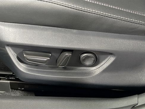 Used 2026 Toyota Camry SE FWD image 15