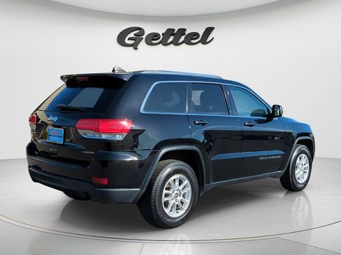 Used 2018 Jeep Grand Cherokee Laredo image 4