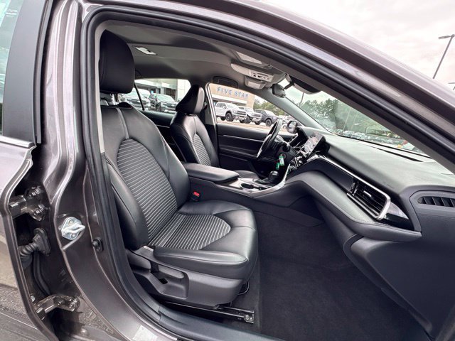 Used 2021 Toyota Camry SE FWD image 21