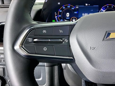 Used 2025 Chevrolet Suburban Premier image 26