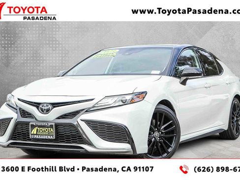 Used 2023 Toyota Camry XSE image 1