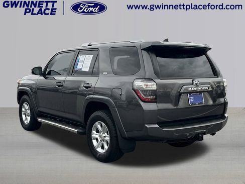 Used 2017 Toyota 4Runner SR5 image 7