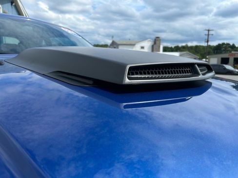 Used 2010 Dodge Challenger R/T RWD image 31